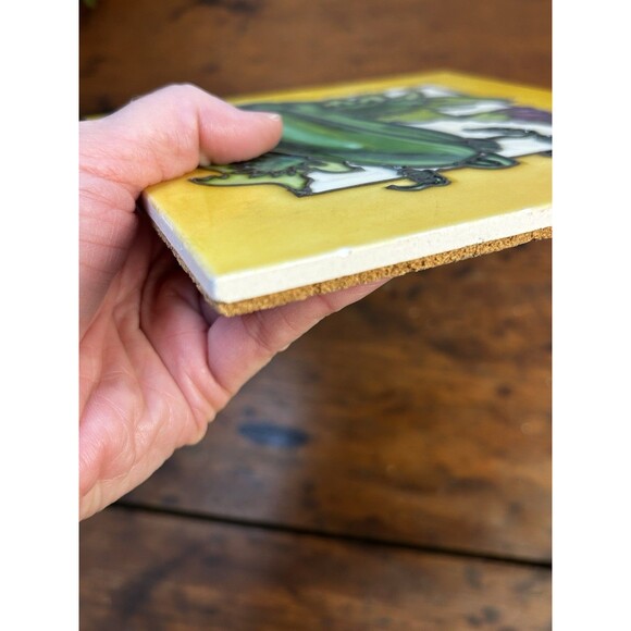 Vintage Ceramic Tile Trivet Wall Decor Cucumber? Green Pepper? Zucchini? - Picture 4 of 5